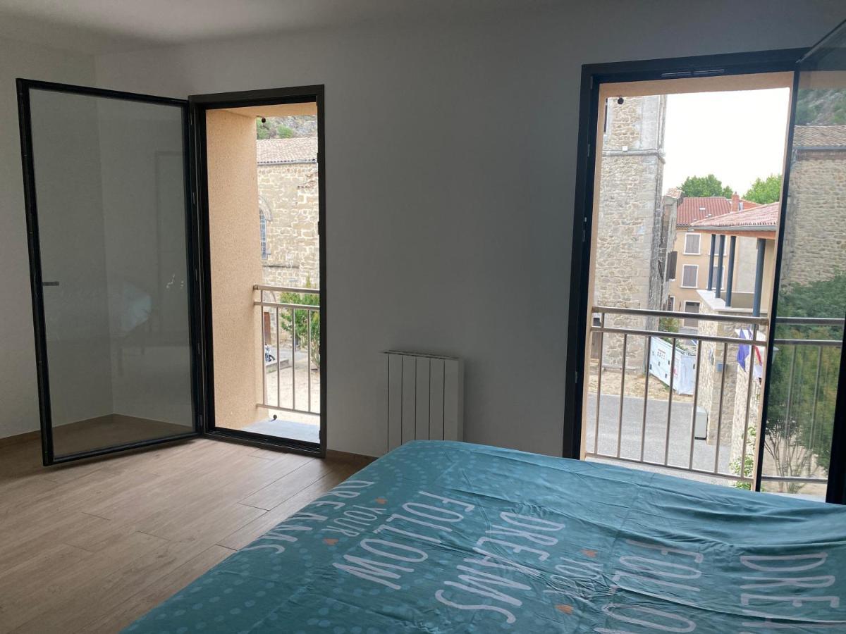 Apartment Neufs Avec Garages Dans Maison De Village *